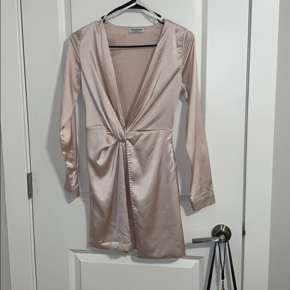 Blush Plunge Dress with Slit